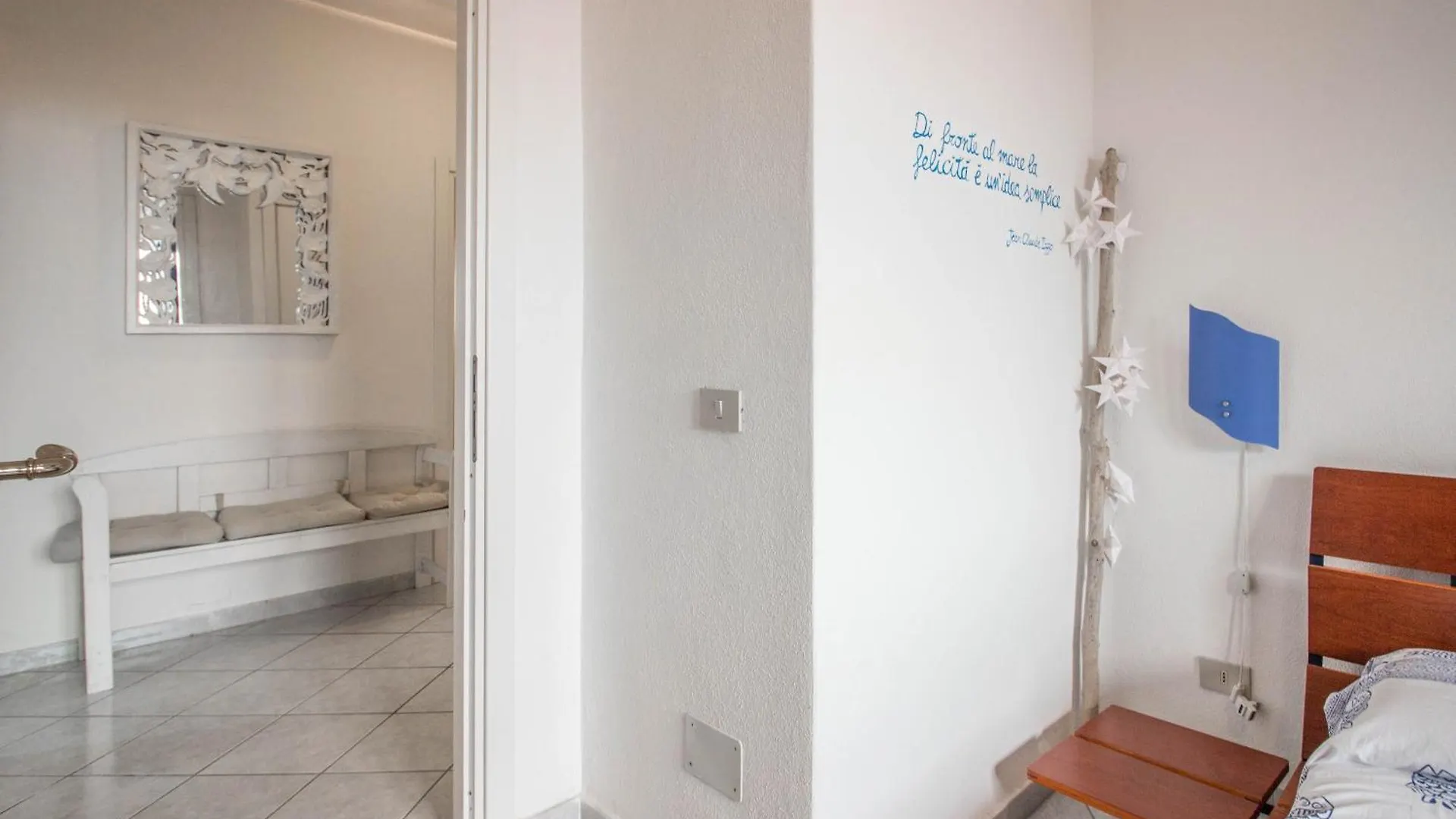 Rustic Apartment Near La Conia Beach With Parking! カンニジョネ